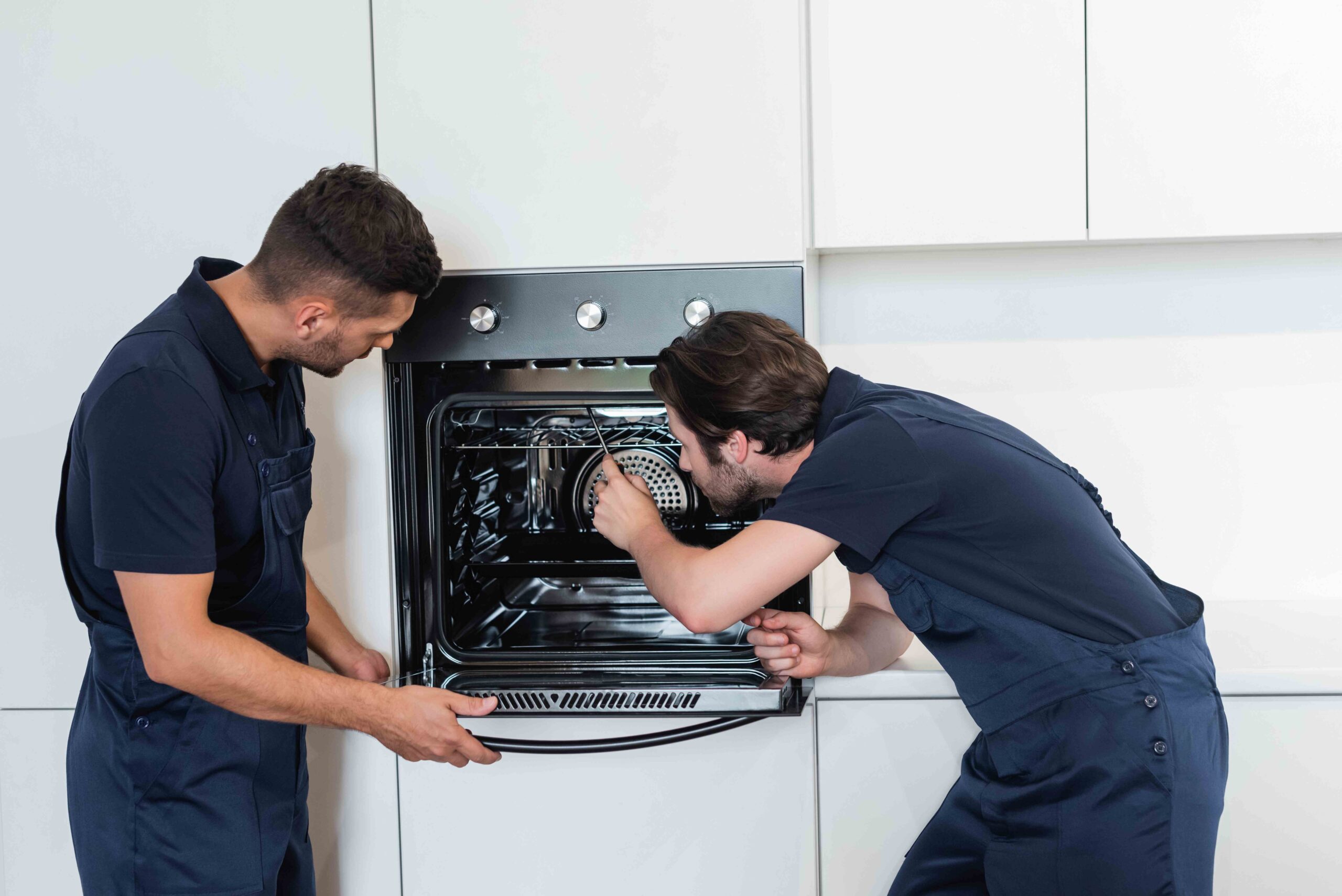 oven-repair-by-two-men-in-a-home-2026-09-24-17-33-39-utc oven-repair-by-two-men-in-a-home-2026-09-24-17-33-39-utc